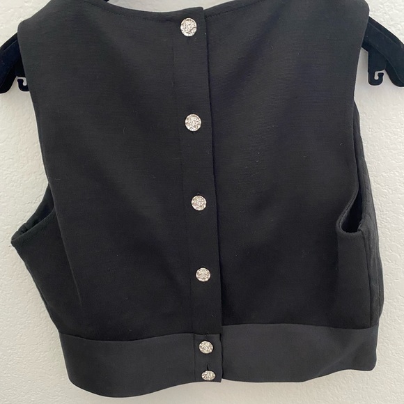 Chanel Crop Top - Picture 2 of 3